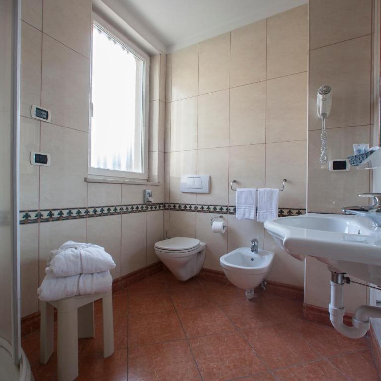 Hotel Luis - Camera Superior Matrimoniale/Doppia con Letti Singoli con Ingresso Spa - 4