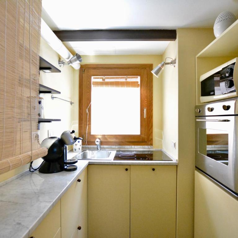 Romantic Suite Canelles - Appartamento Superior - 15