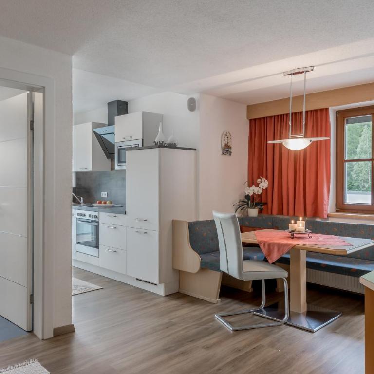 Apart Armin - Apartment mit 1 Schlafzimmer und Balkon - 7