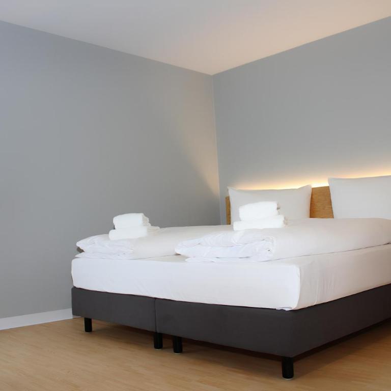 mk | hotel münchen city - Zimmer mit Kingsize-Bett - 4
