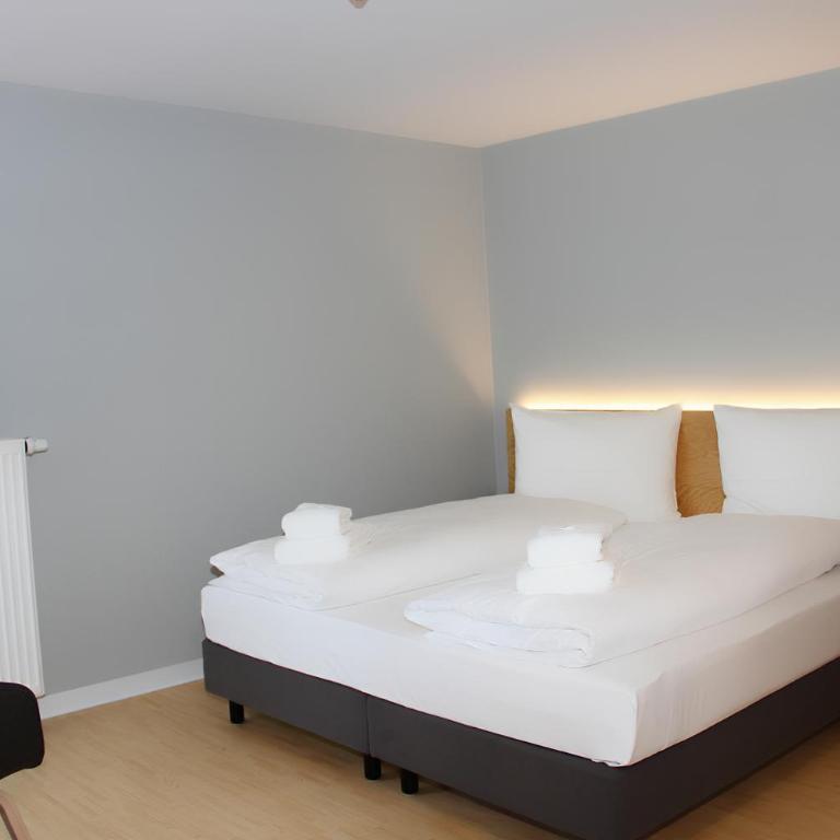 mk | hotel münchen city - Zimmer mit Kingsize-Bett - 6