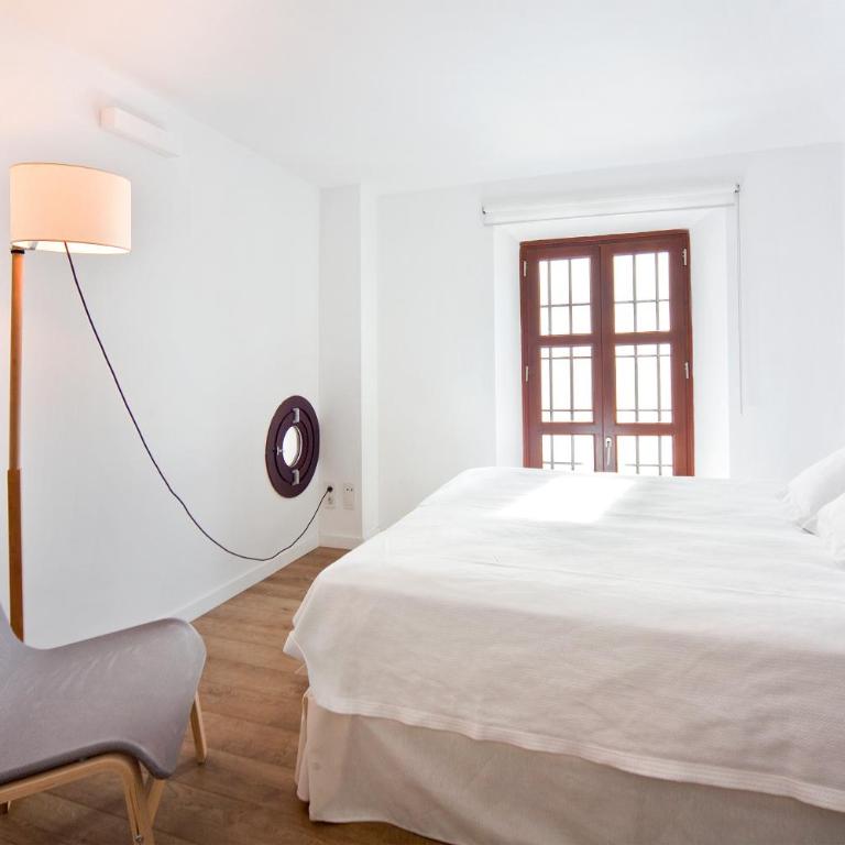 Smart Suites Albaicin - Superior Two-Bedroom Apartment - 10
