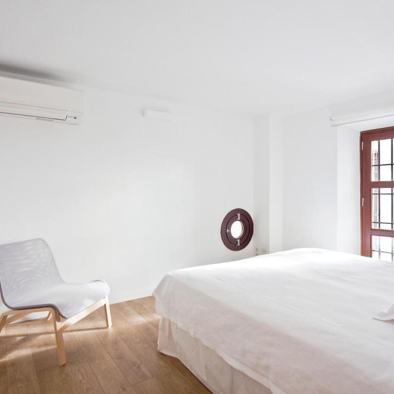 Smart Suites Albaicin - Superior Two-Bedroom Apartment - 15