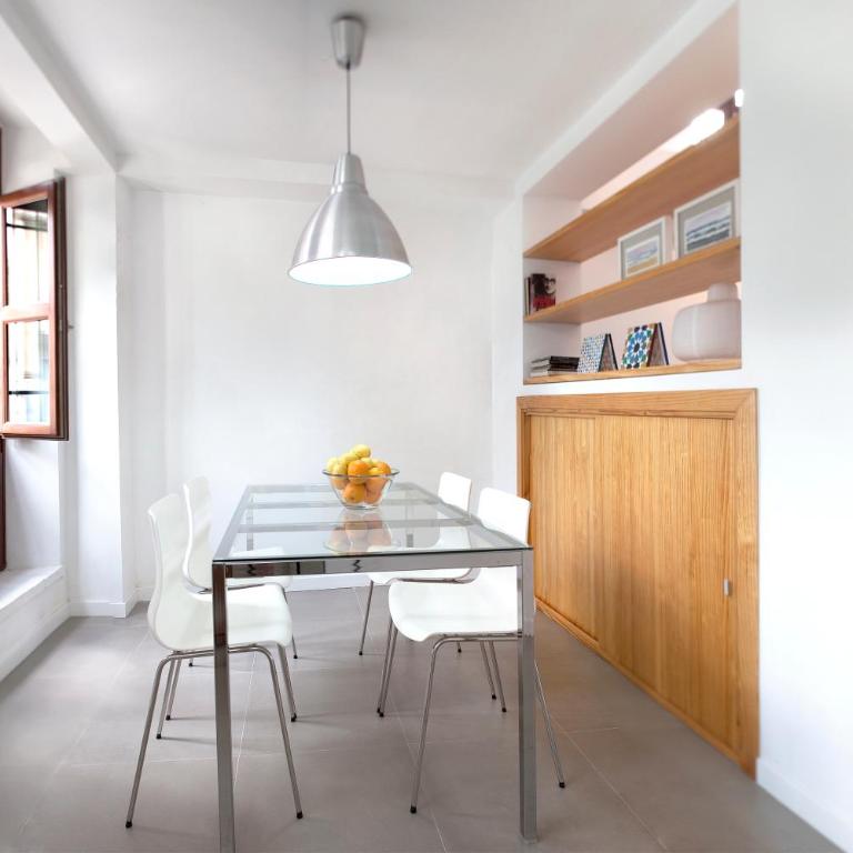 Smart Suites Albaicin - Superior Two-Bedroom Apartment - 21