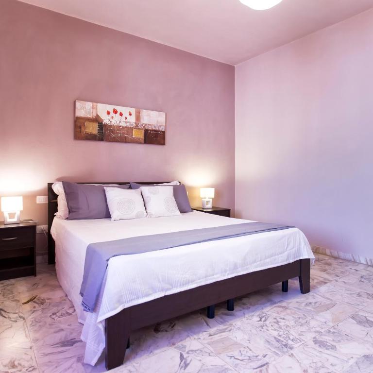 Seaside Holidays - Appartamento con 2 Camere da Letto - Via Cellini 12 - 1