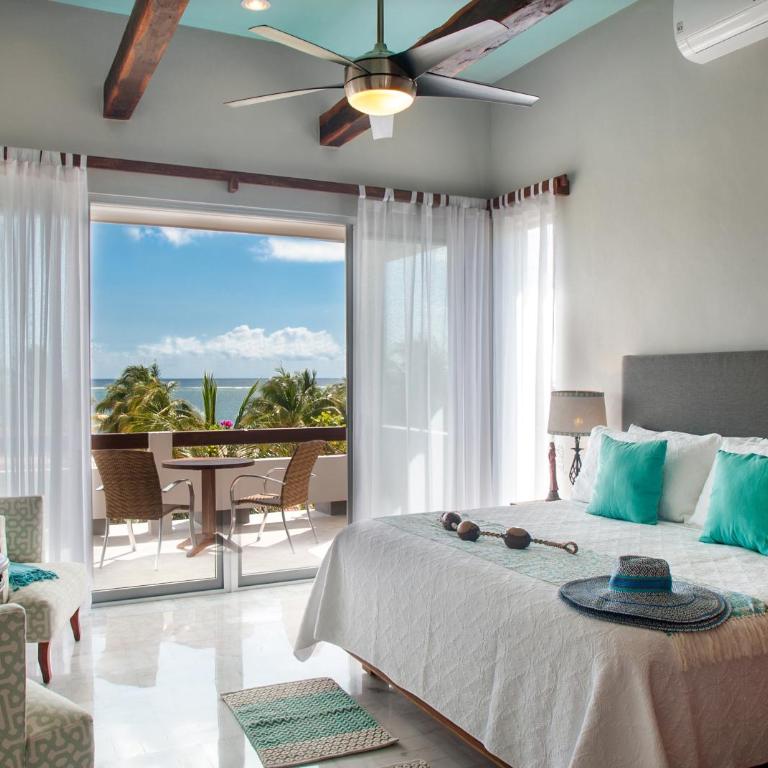 Casa Agua Azul - Family Getaway with Stunning Ocean Views - Three-Bedroom Townhouse - 1