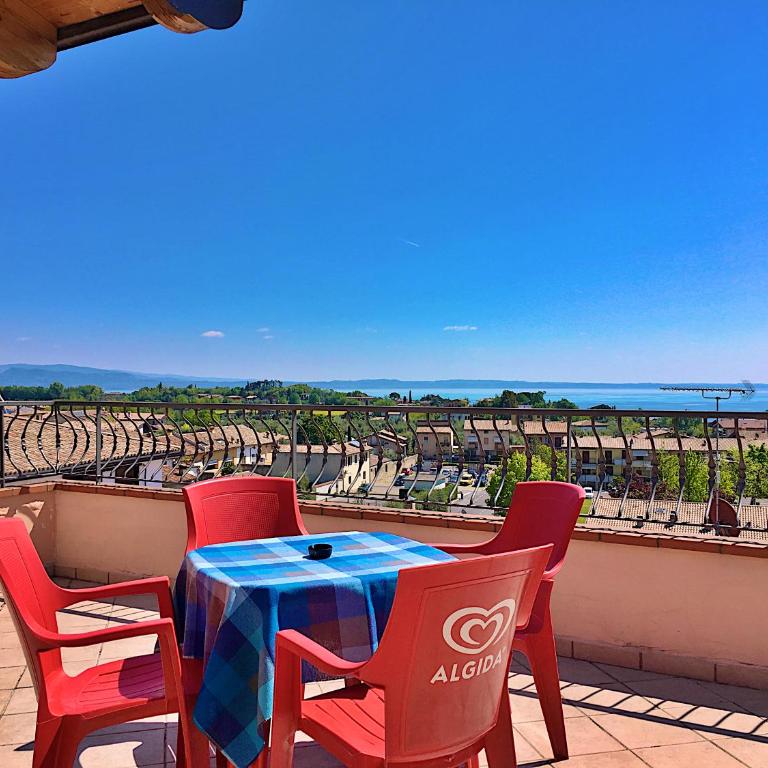 Residence Bellavista - Appartamento con 1 Camera da Letto, Terrazza e Vista Lago - Secondo Piano - 1