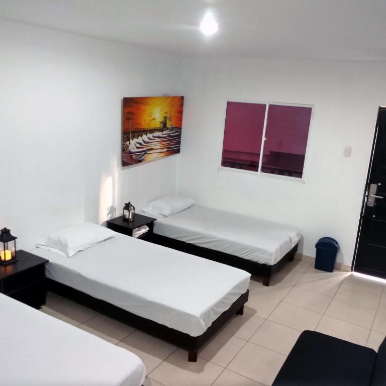 Hotel El Emigrante - Habitación Triple Clásica - 2
