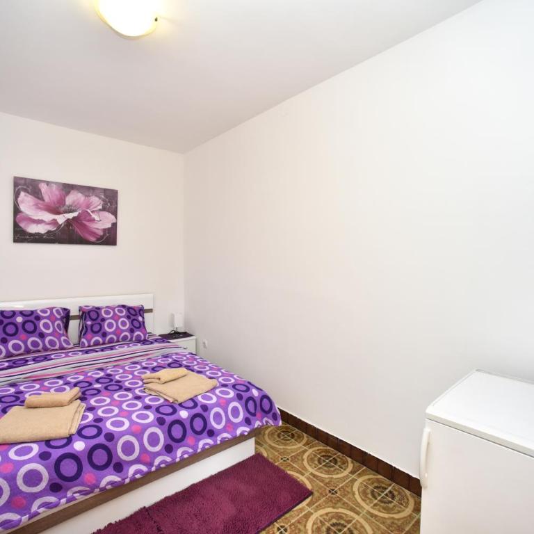 MG apartments and rooms - Deluks Dvokrevetna Soba sa Bračnim Krevetom - 6
