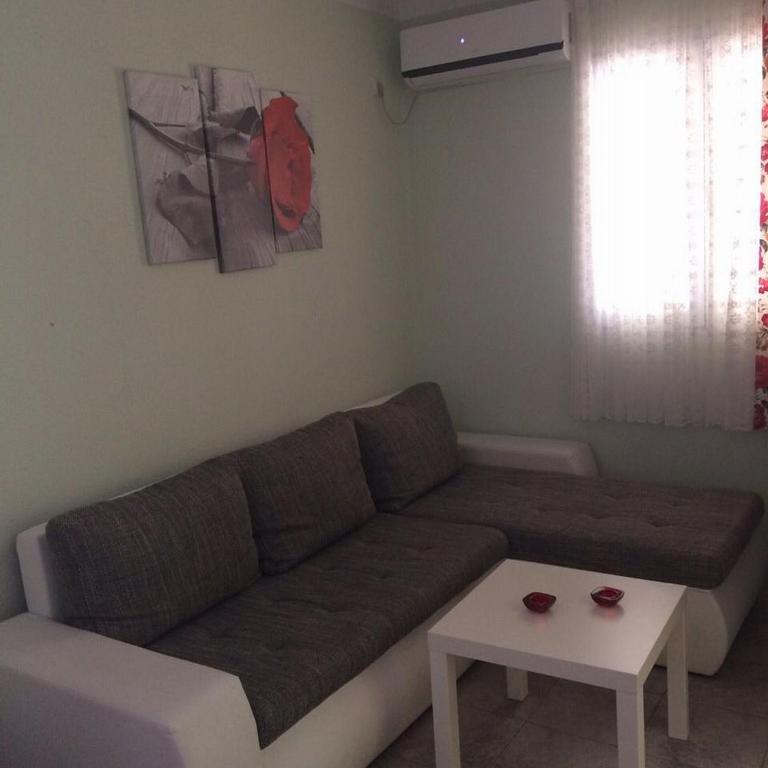 Holiday Home Aksentijevic - Kuća sa 2 Spavaće Sobe - 6