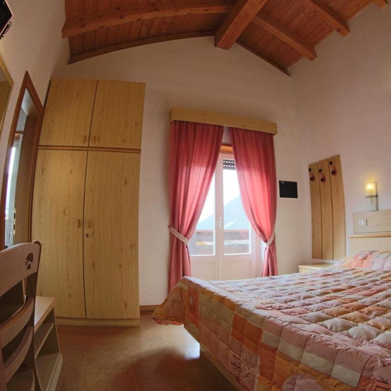 Liz Hotel & Apartments - Camera Matrimoniale/Doppia con Letti Singoli con Balcone - 2
