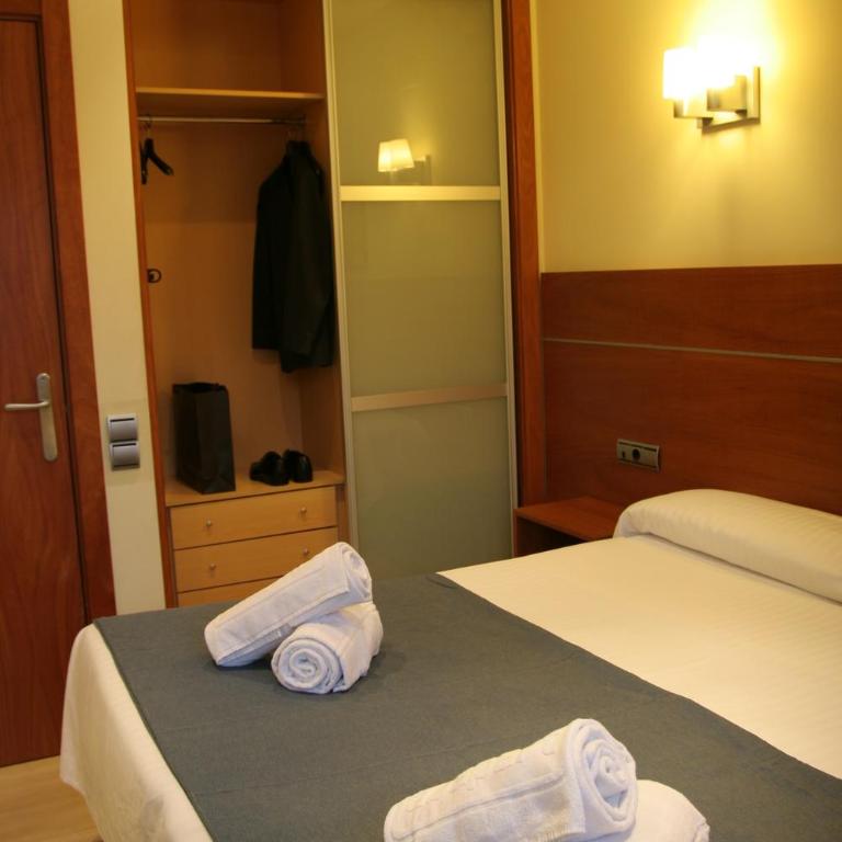 Apartaments Aragó565 - Two-Bedroom Apartment (3 Adults) - 1