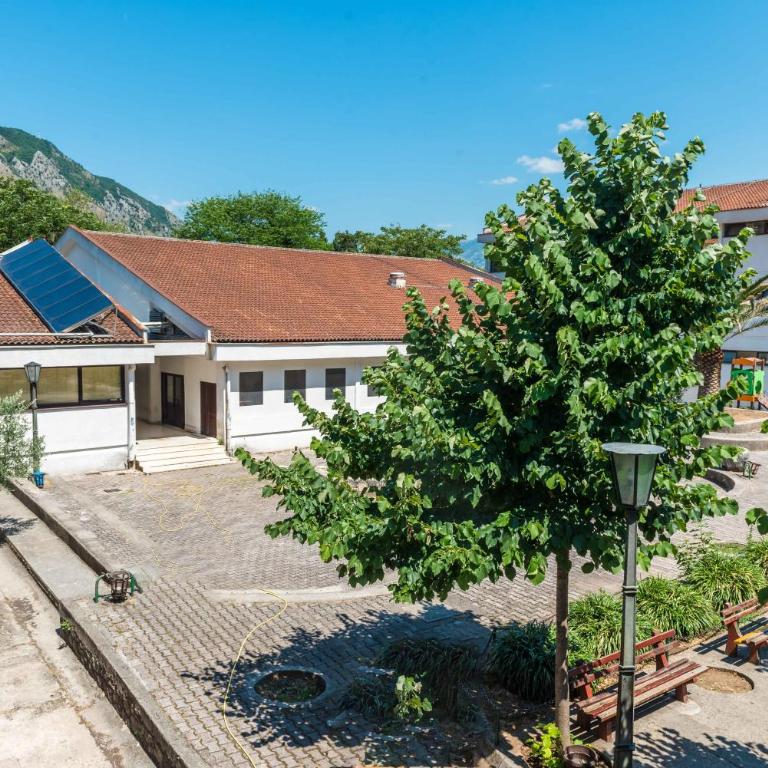 Guesthouse Lovćen - Jednokrevetna Soba sa Kupatilom - 11