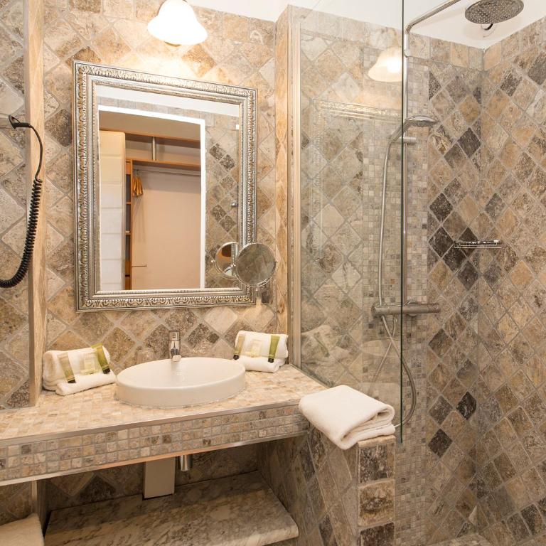 Hôtel Le Roi Théodore & Spa - Chambre Double Supérieure avec Terrasse - 3