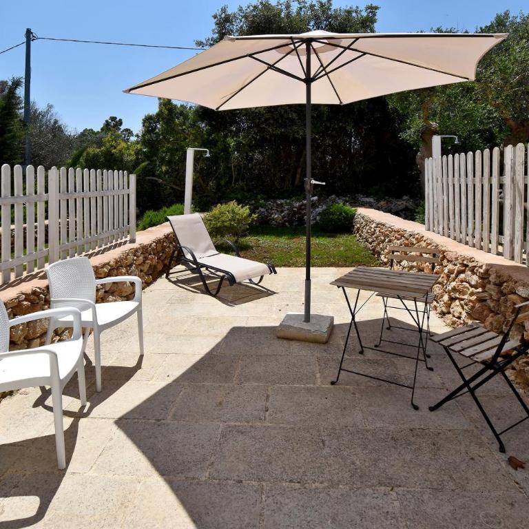Masseria Pitanni - Camera Tripla con Patio - 1