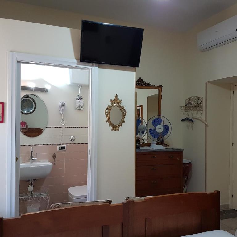Da Agnese Locazioni brevi - Double or Twin Room with Private Bathroom - 21