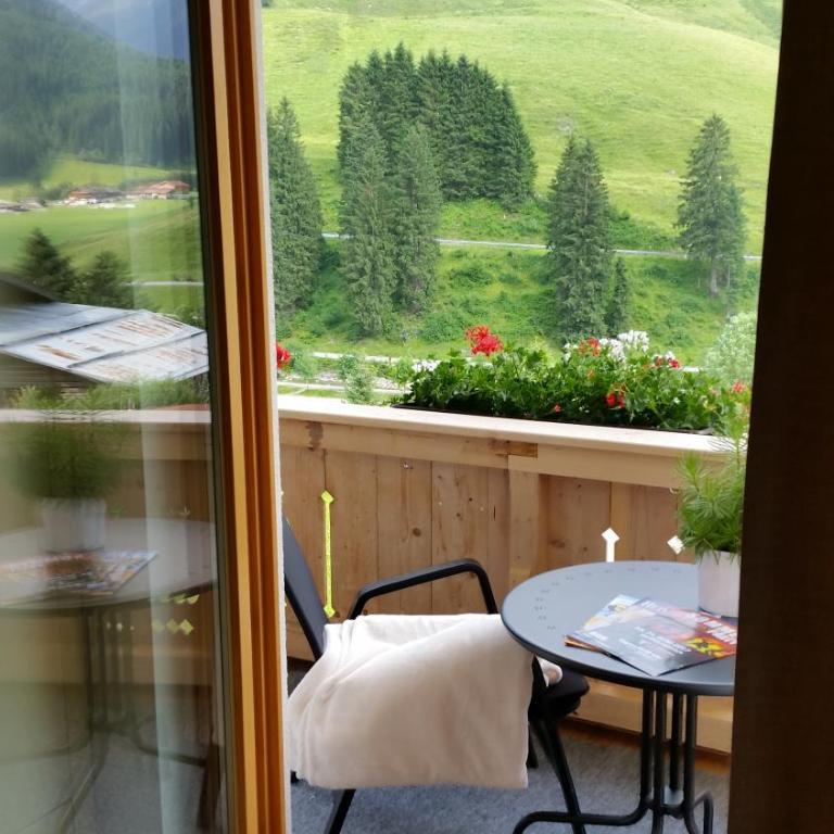 Appart Johanna - Apartment mit Blick auf die Berge - 9