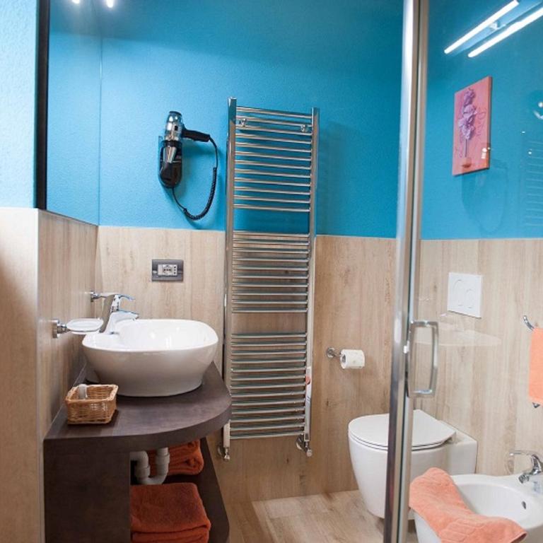 Lucas Haus - Two-Bedroom Apartment - 6
