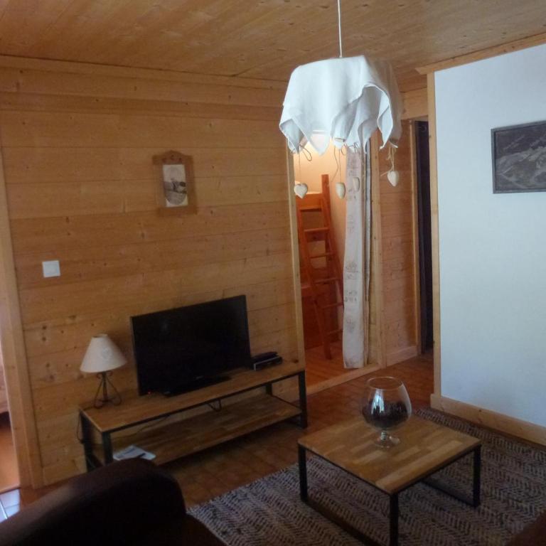 Joly Bois - Apartment with Terrace - 6