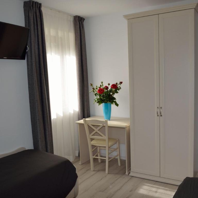Al Trifoglio - Camera Familiare con Bagno Privato - 5