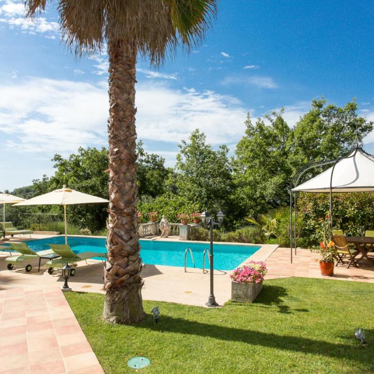 Mas Du Roc Bed & Breakfast - Chambre Double - Vue sur Piscine - 4