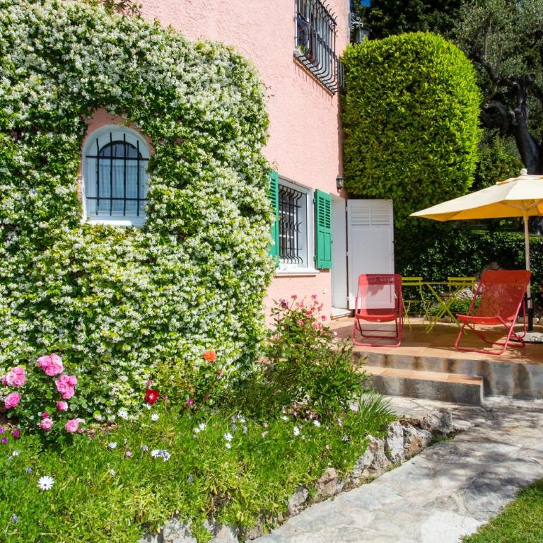 Mas Du Roc Bed & Breakfast - Chambre Double - Vue sur Piscine - 12