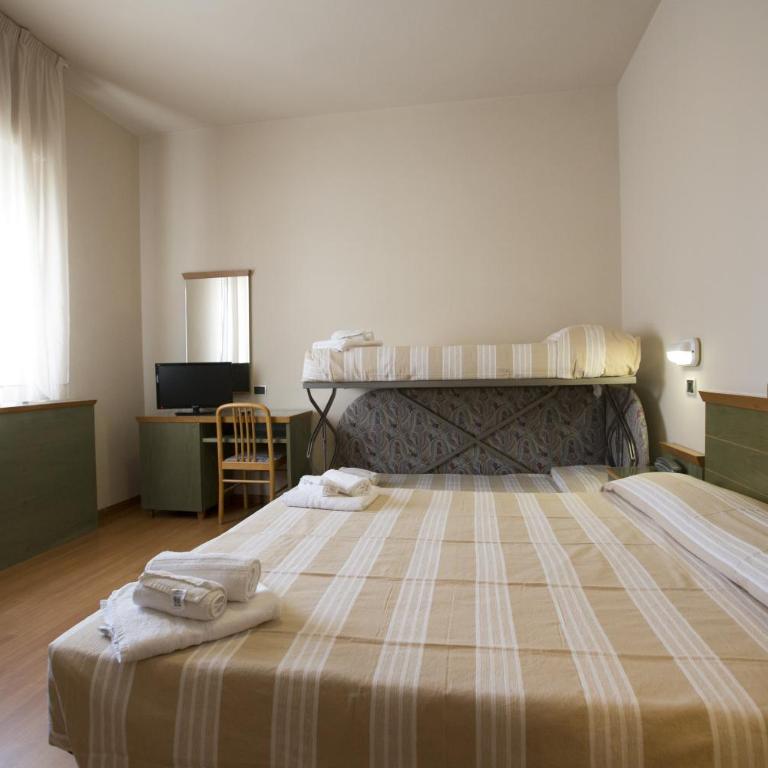 Hotel Impero - Camera Quadrupla - 2