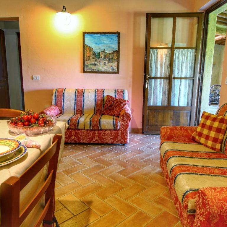 Farmhouse in Montalcino with Pool and Garden - Casa Vacanze con 2 Camere da Letto - 8