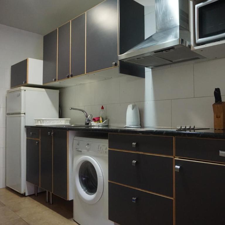 ApartEasy - Montjuïc & Fira - One-Bedroom Apartment - 19