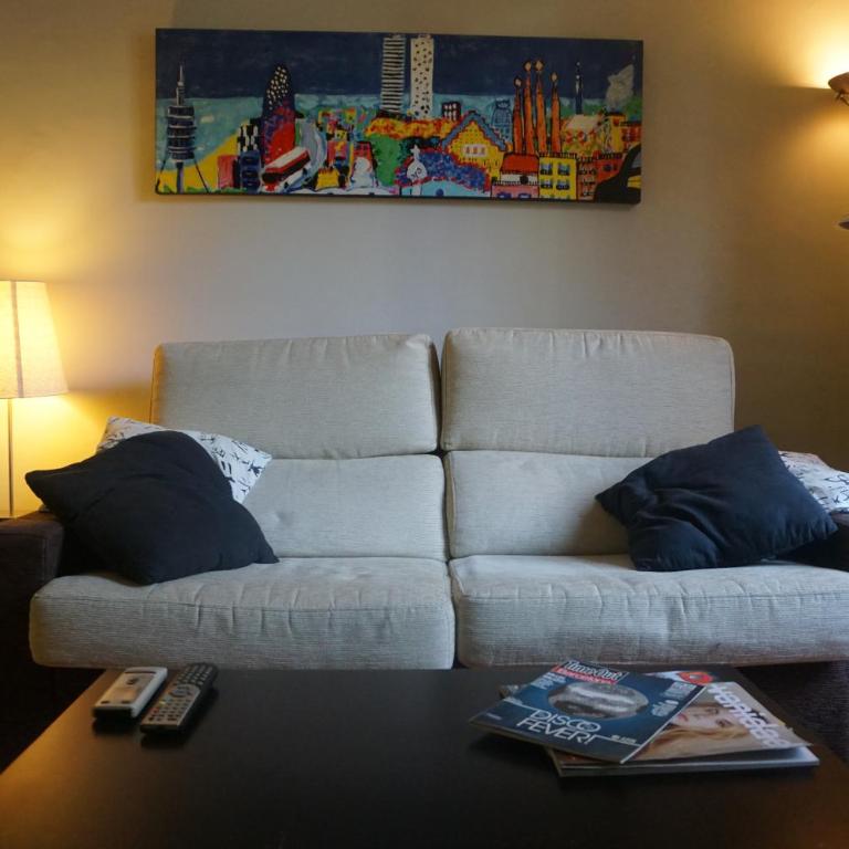 ApartEasy - Montjuïc & Fira - One-Bedroom Apartment - 23