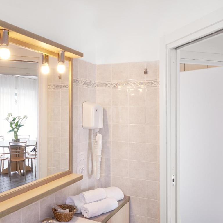 Residence Domaso - Appartamento con 2 Camere da Letto - 14