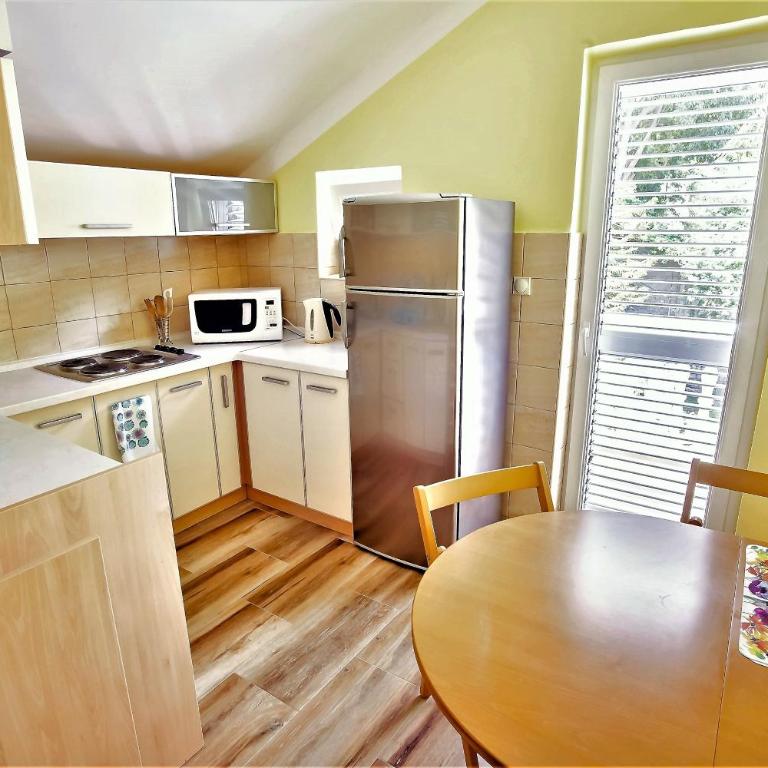 Penthouse apartment Mimoza - Two-Bedroom Apartment - 8