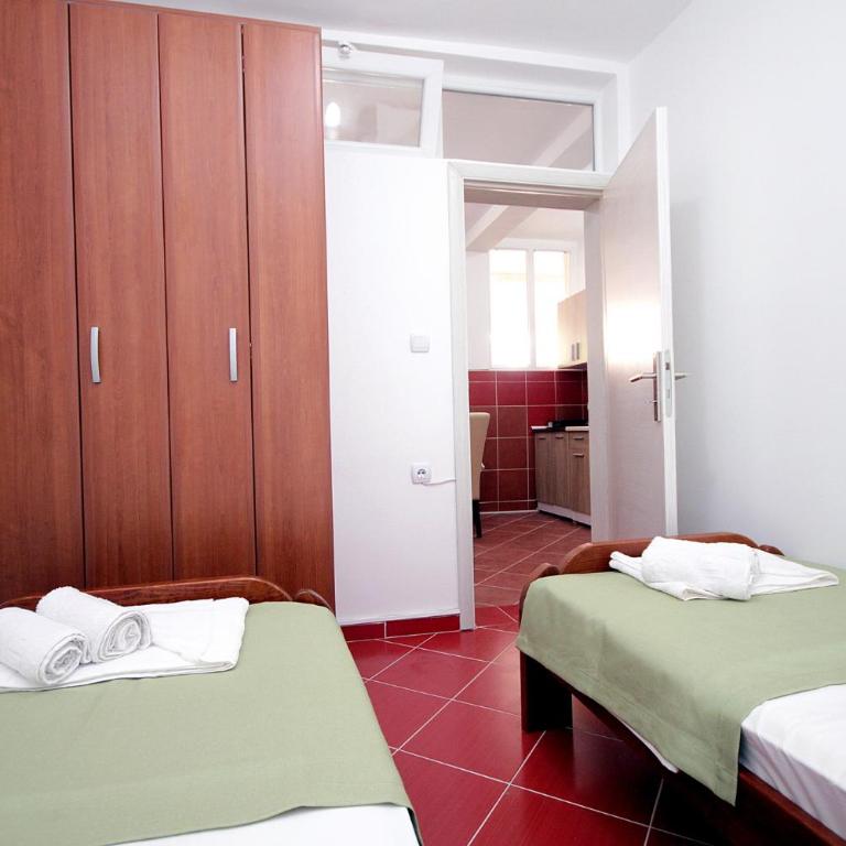 Apartments Centar Sutomore - Two-Bedroom Apartment - 3