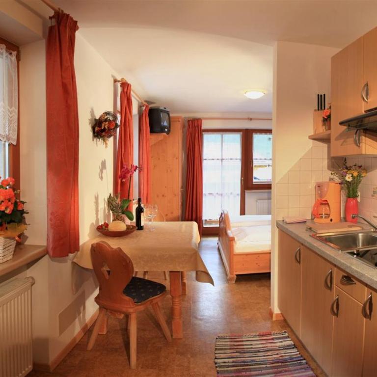 Residence Landhaus Rainer - Apartment with Balcony - 1