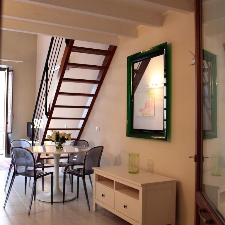 Palazzo Ossuna - One-Bedroom Apartment with City View - 3