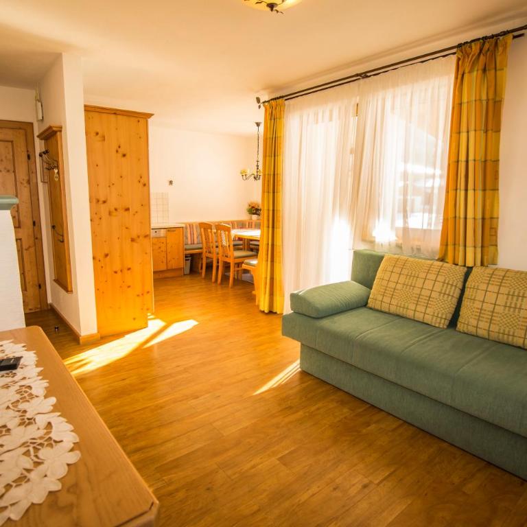 Flachauer Bergkristall - Two-Bedroom Apartment with Balcony - 8