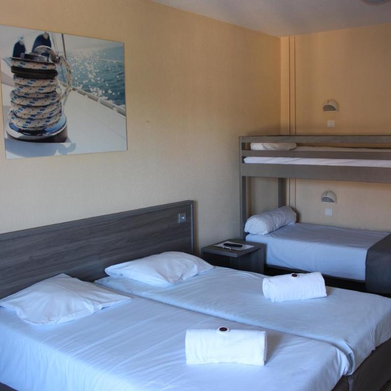 Les Voiles d'Azur - Classic Quadruple Room - 1