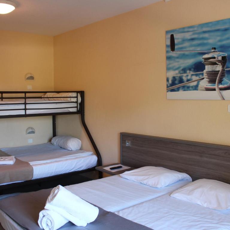 Les Voiles d'Azur - Classic Quadruple Room - 2