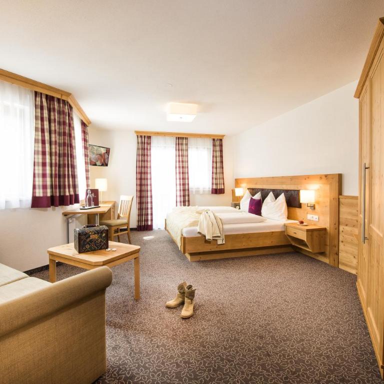 Salzburgerhof Flachau - Superior Familienzimmer - 1