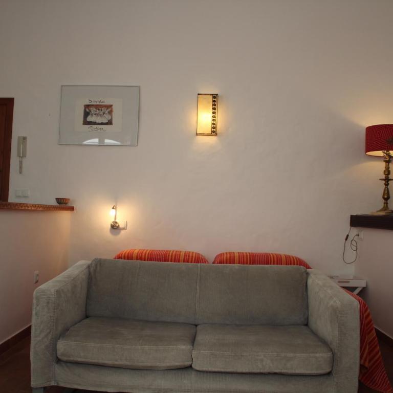 Fonduq Estudios - Estudio con balcón - 10