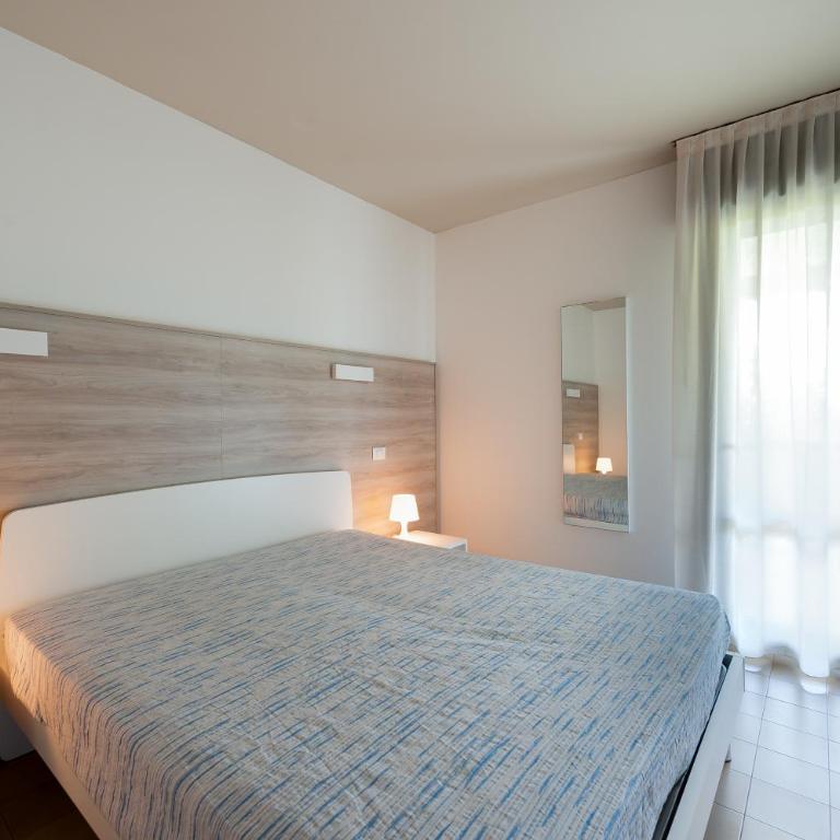 Residence Annamaria - Appartamento con 2 Camere da Letto e Balcone - 5