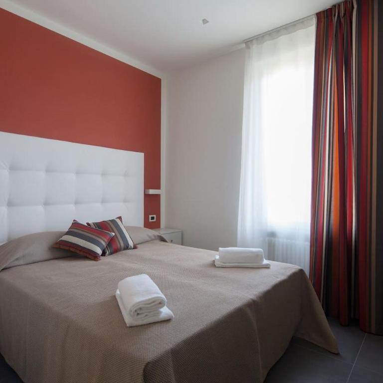 Villino Wanda - Camera Matrimoniale con Bagno Privato - 1
