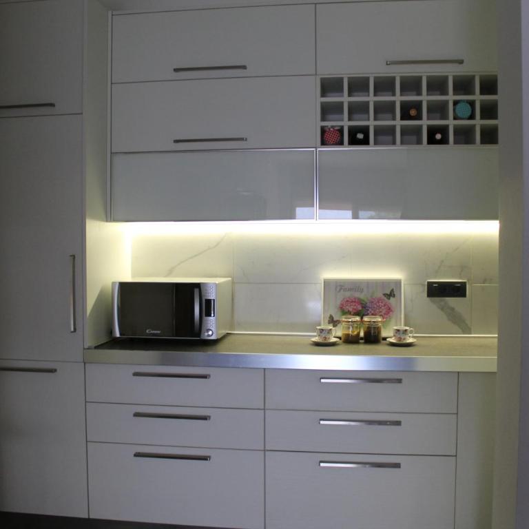 Apartmani Capri - Apartment with Sea View - 5