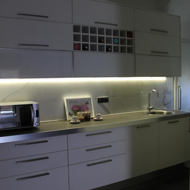 Apartmani Capri - Apartment with Sea View - 6