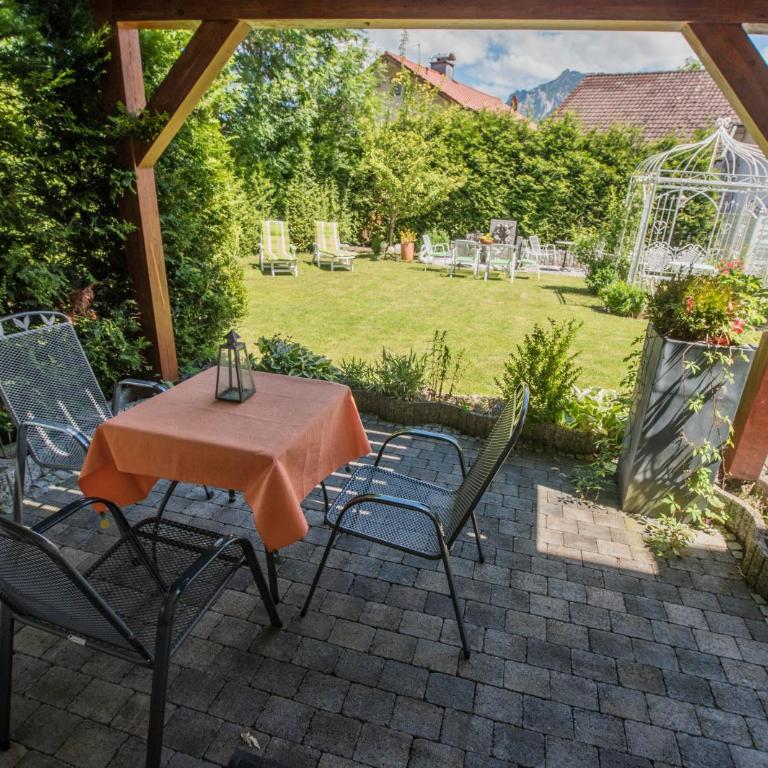 Ferienwohnungen Rexha - Apartment mit 1 Schlafzimmer und Terrasse - Moderne Art - 4