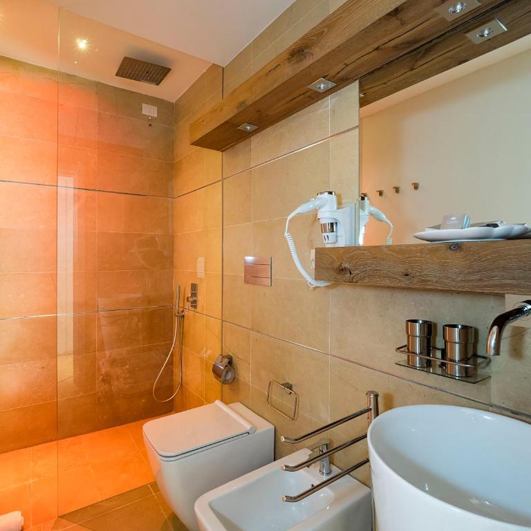 White Bay - Suite Deluxe con Vista Mare - 3