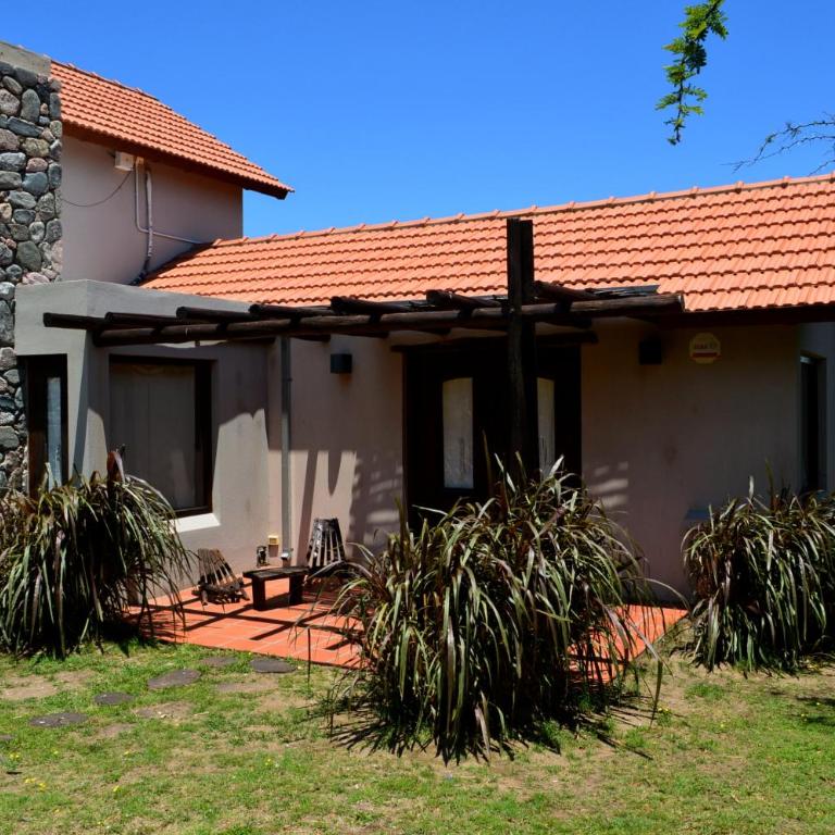 Cabañas Cerros del Sol - Estudio con vistas al jardín - 14