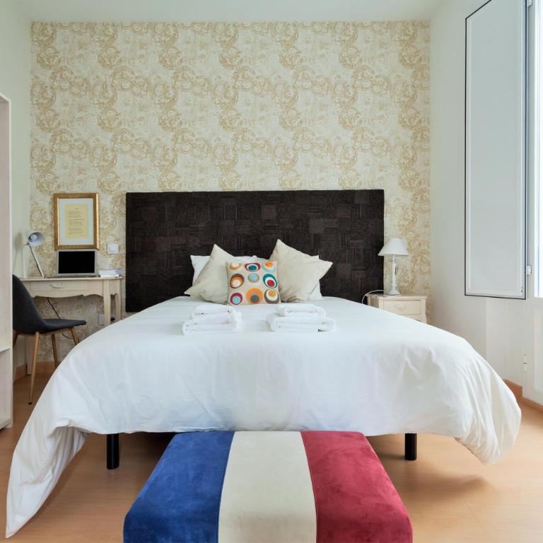 Hostly Acetres 1A loft in city center, comunal terrace, fibre,parking optional - Apartamento - 5