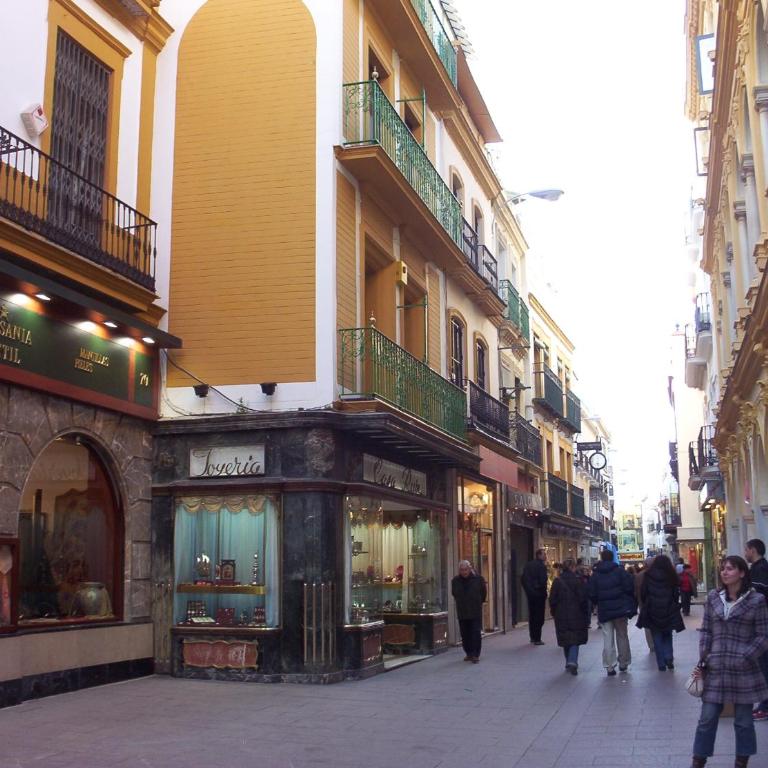 Hostly Acetres 1A loft in city center, comunal terrace, fibre,parking optional - Apartamento - 28