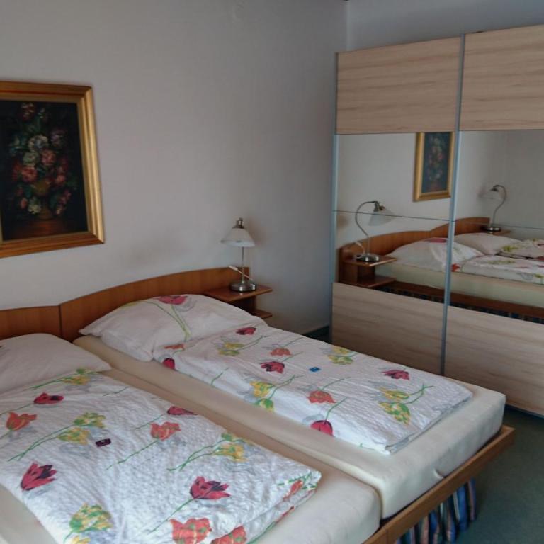 Seepension Smoley - Doppelzimmer mit Balkon - 1